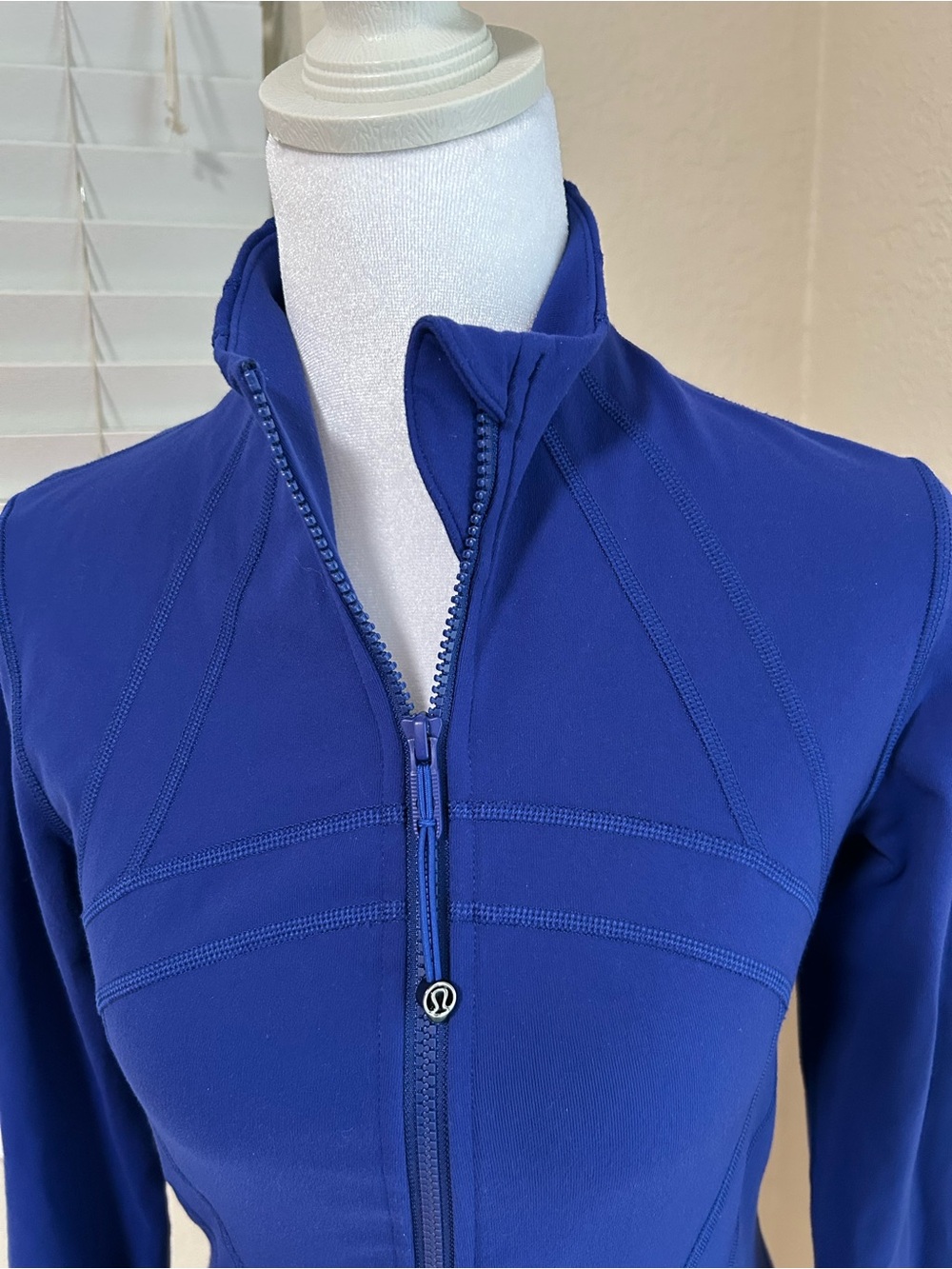 lululemon athletica 🍋 Deep Blue Define jacket - Picture 3 of 6
